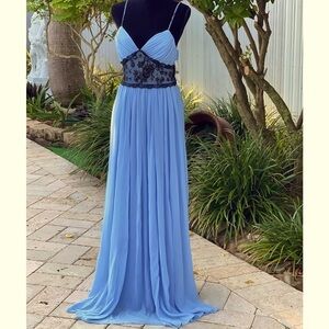 🎉HP🎉 Marchesa dress